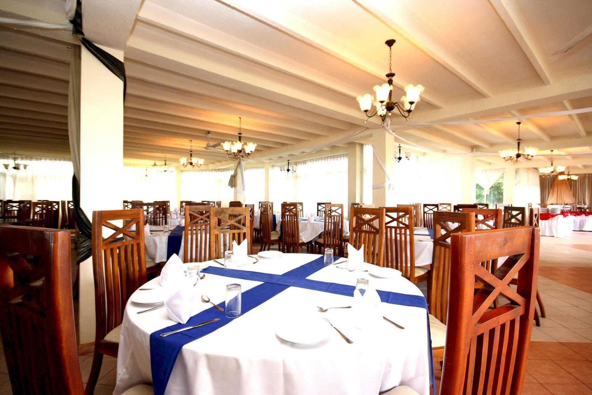 Lavendish Beach Resort Унаватуна Экстерьер фото