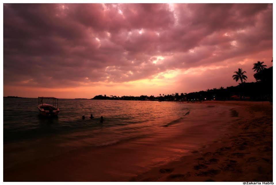 Lavendish Beach Resort Унаватуна Экстерьер фото