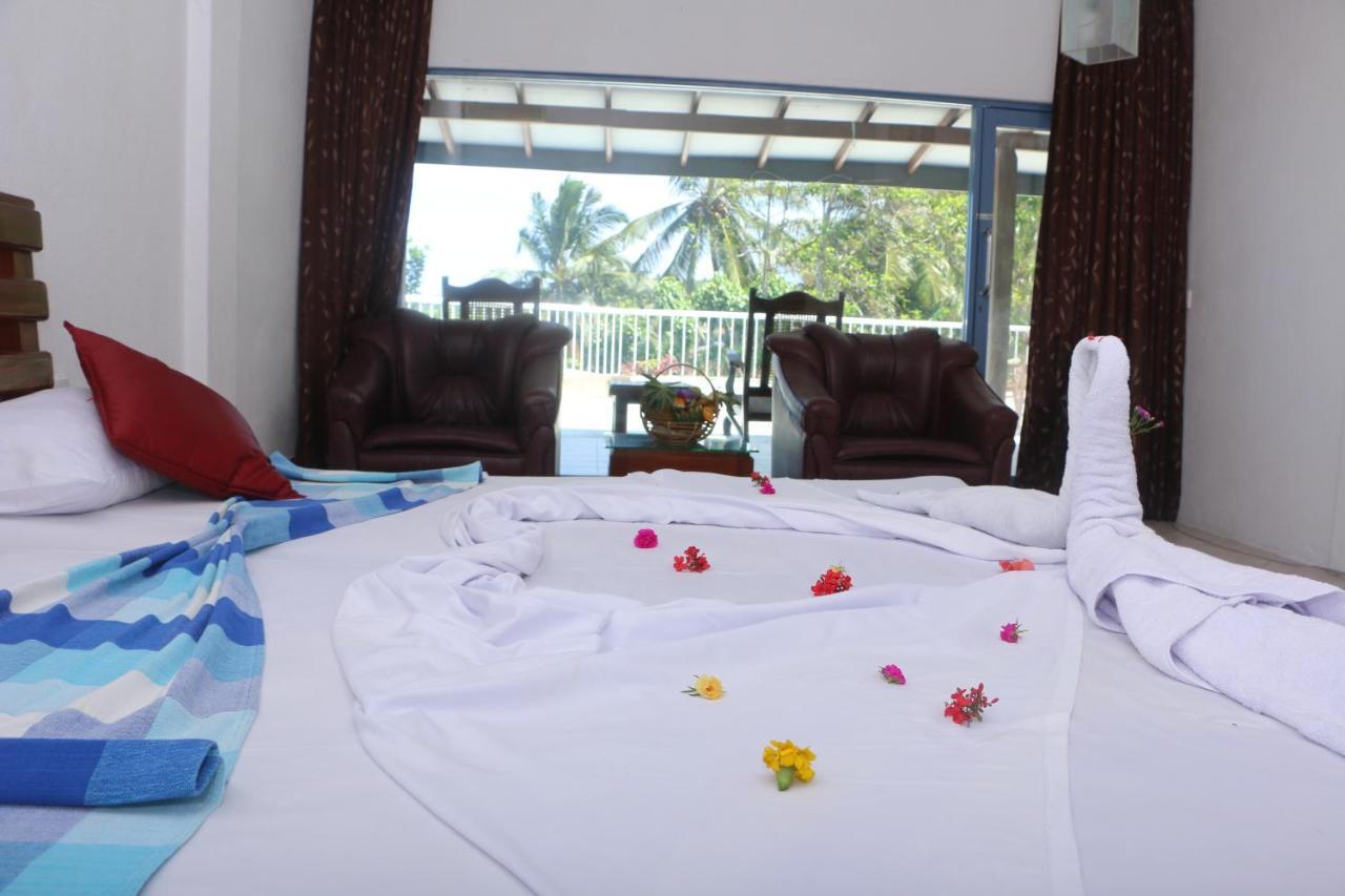 Lavendish Beach Resort Унаватуна Экстерьер фото